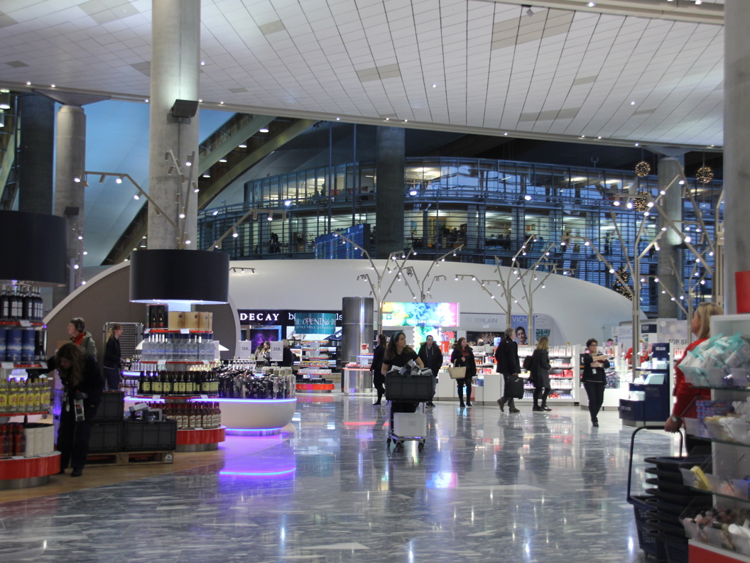 Duty Free shopping with people shopping at domestic duty free